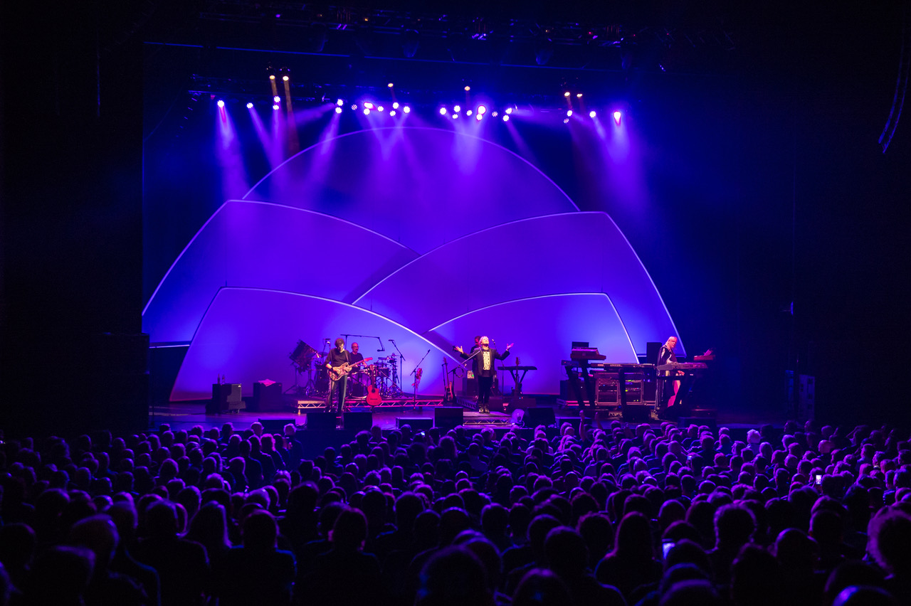 Avolites ensures perfect film lighting for Yes featuring Anderson, Rabin and Wakeman