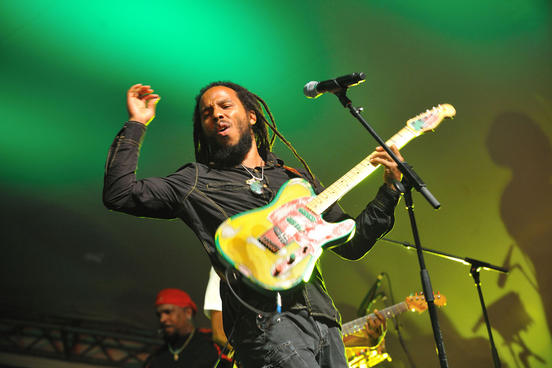 Avolites Tiger Touch II Lets Ziggy Marley Tour Be “Wild And Free”