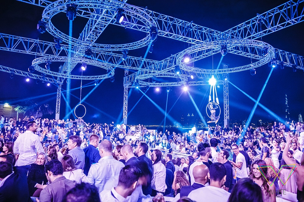 Avolites Expert Pro controls live visuals at rooftop club WHITE Dubai